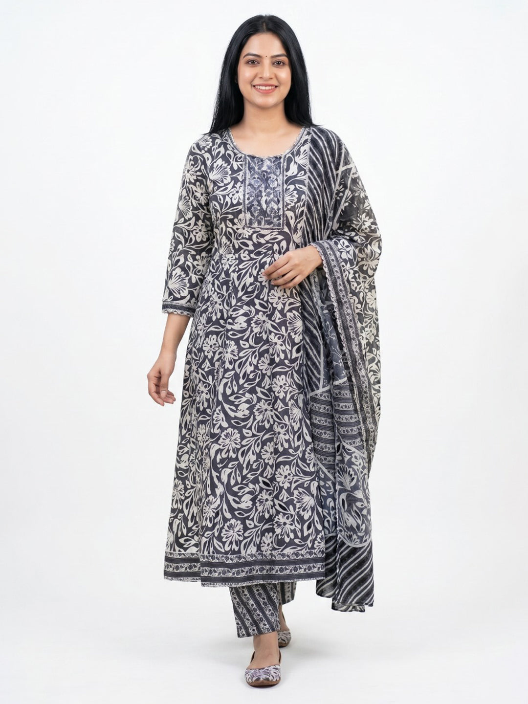 Black Printed Cotton Blend Straight Round Neck Suit Set
