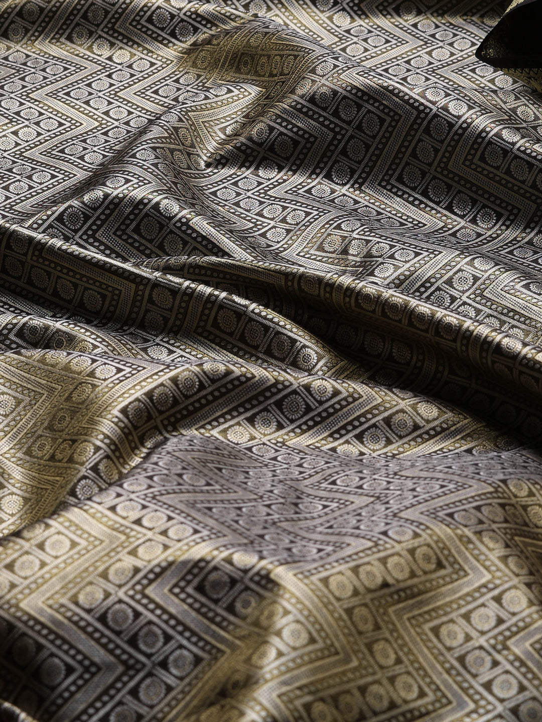 Woven Design Art Silk Saree