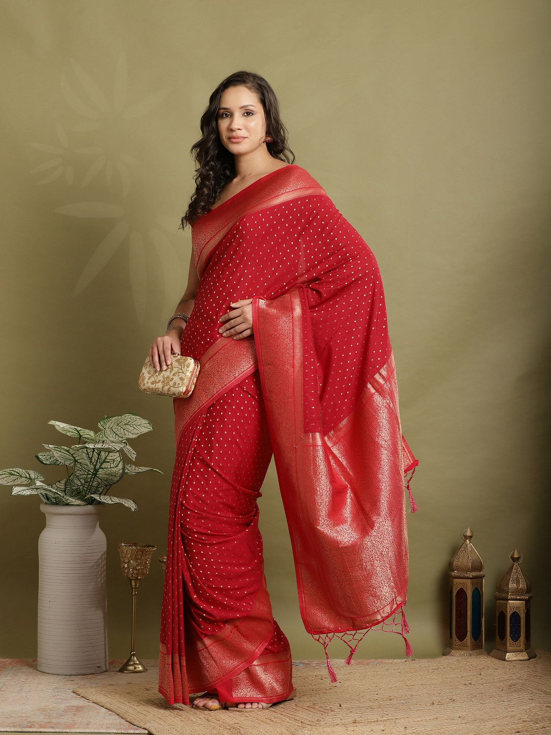 Polka Dot Woven Booti Crepe Saree