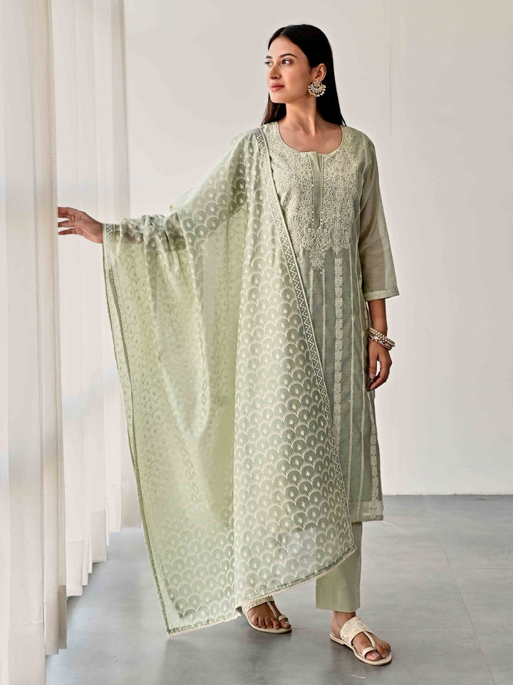 Embroidered Chanderi Kurta With Pants &amp; Dupatta