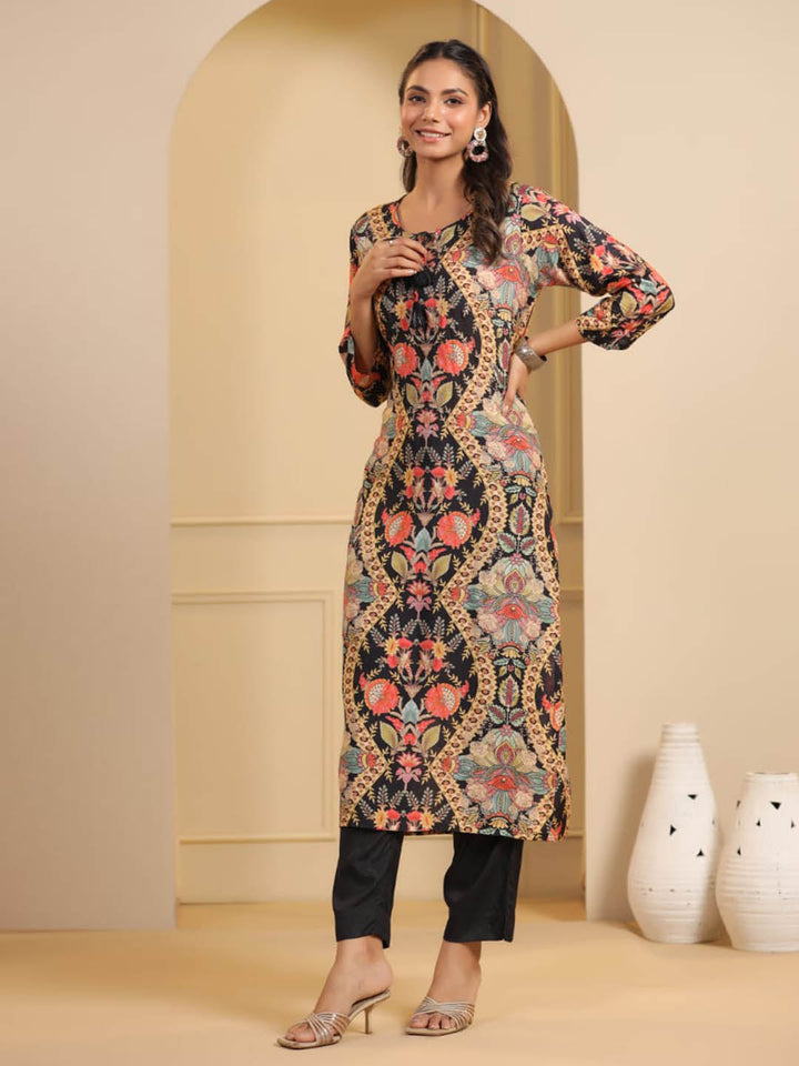 Floral Printed Muslin Kurta With Pants