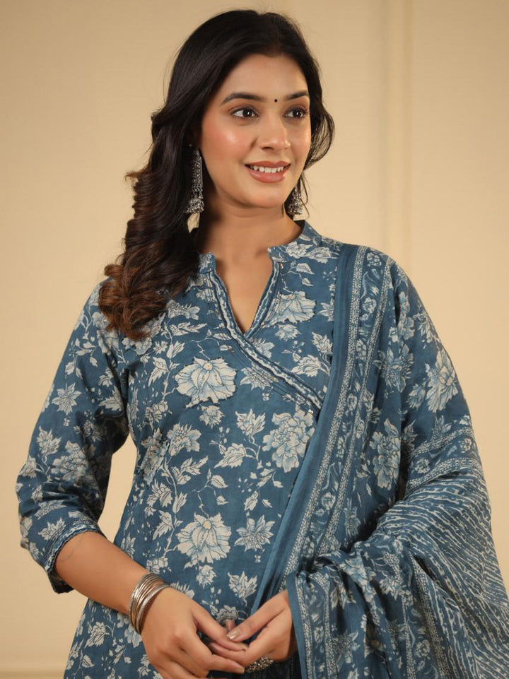 Floral Printed Kurta With Pants &amp; Dupatta