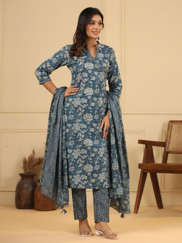 Floral Printed Kurta With Pants &amp; Dupatta